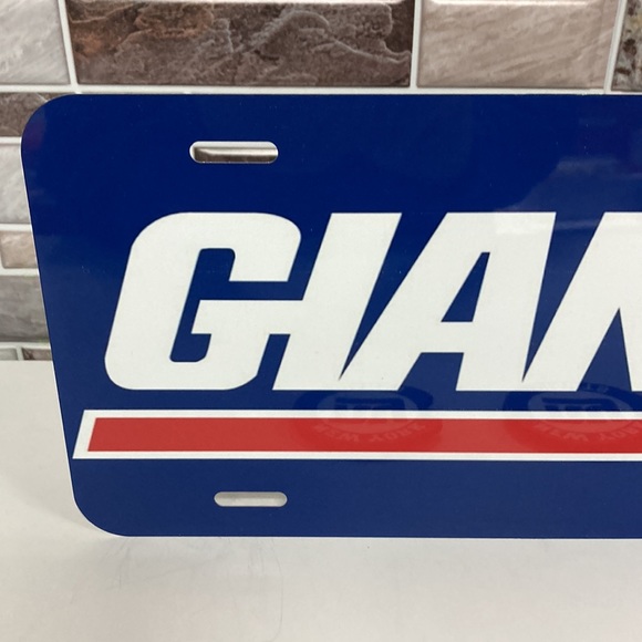 COPY - New York Giants License Plate With CupHolder Inserts - Picture 2 of 5